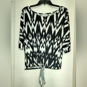 Monroe & Main Top Size Large